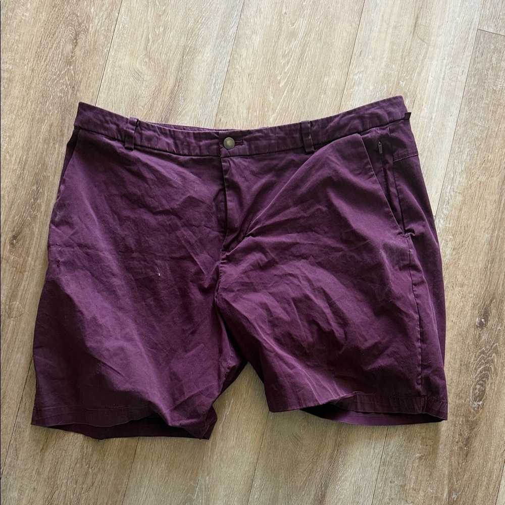 Lululemon men’s shorts
